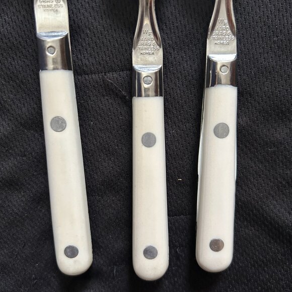 WF Washington Forge Mardi Gras Stainless Off White Plastic Handle flatware 6 pcs - Picture 11 of 13